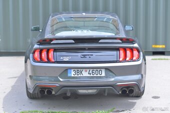 Mustang GT - 8