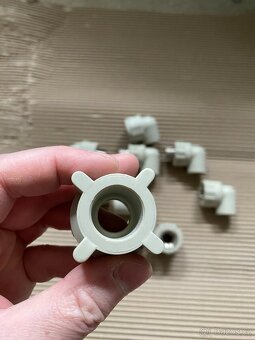 Nová PPR kolena, přechod, T kus - 20 x 1/2" - 8