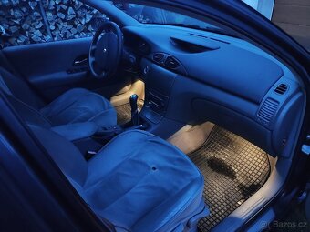 Renault laguna 2 1.8i benzin - 8