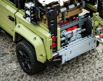 STAVEBNICE Technic 42110 Land Rover Defender NAHRADA - 8