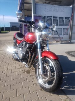 Kawasaki Zephyr 550 - 8