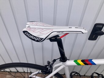 SILNIČNÍ KOLO PRO MENŠÍ POSTAVU - 8