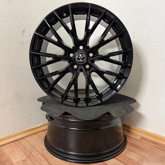 NOVÁ TOYOTA RAV4/HIGHLANDER 5x114,3 R19 ET39+TPMS - 8