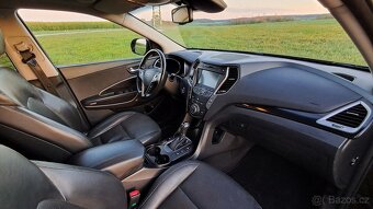 Hyundai Santa Fe 2015 max výbava 113tkm top stav 165kw 8pneu - 8