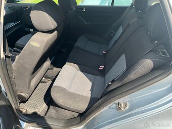 VW GOLF 4 1,4 benzin 55Kw R.04/2003 206000km Pacific edition - 8