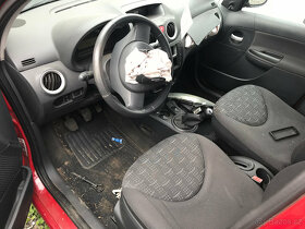 Citroen C3 1,1i 2007 44kW HFX - díly z vozu - 8