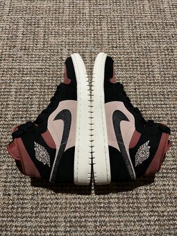 Nike Air Jordan 1 Mid - 8