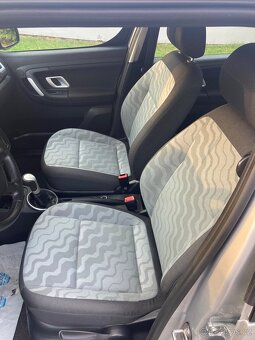 Skoda roomster 1.2 i 51 KW - 8