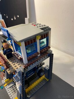 LEGO City 60174 Lesní policejní stanice + 60239 - 8