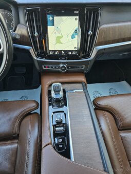 VOLVO V90 2,0 221kW B6 AWD 4x4 INSCRIPTION Auto 2021 ČR DPH - 8
