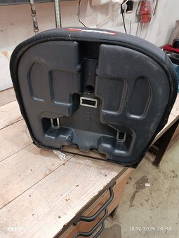 Dětská autosedačka - 8