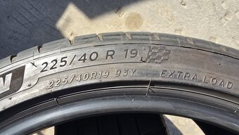 Letní pneu 225/40/19 Michelin - 8