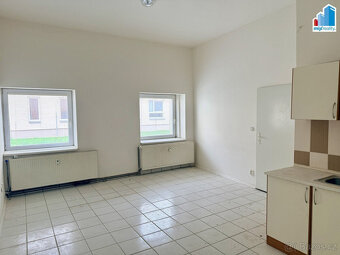 Prodej nájemního domu, centrum obce Heřmanova Huť - 8