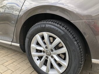 VW Passat B8 2.0TDI 140kW DSG Highline LED Matrix Dynaudio - 8