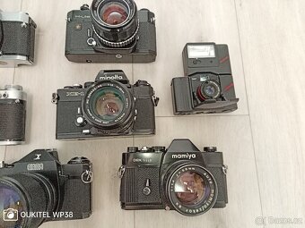 Prodám konvolut analogových fotoaparátů - 8
