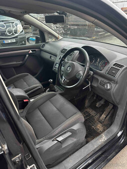 359. VW TOURAN 2011 1T3 / 1.6 TDI / CAY - 8