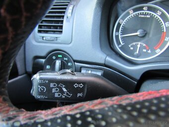 Prodám Škoda Octavia 2 RS combi - 8