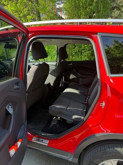 Ford Kuga 1,5 - 8