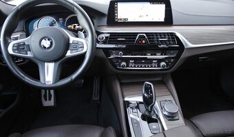 Prodám BMW 530xd G30 M-Performance - 8
