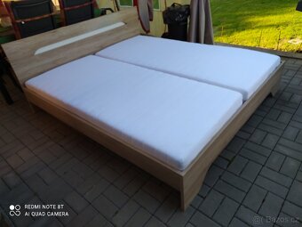 POSTEL S POLOHOVACÍMI ROŠTY A MOLITANOVYMI MATRACEMI 180x200 - 8