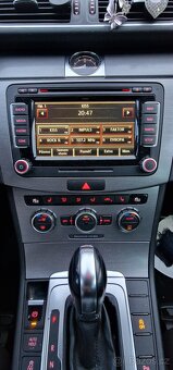 Volkswagen Passat 2.0 TDI 103 kW - 8