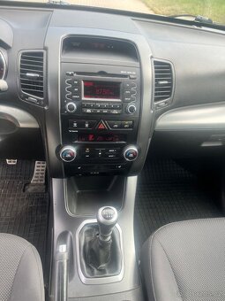 Prodám KIA Sorento 2.2CRDI 145kw , manuál , - 8