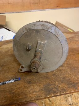 Jawa brzdový štít s paknami,rozeta,talíř rozety ašroub kola - 8