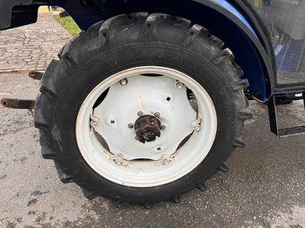 Malotraktor Foton 254 2013 4x4 25HP - 8