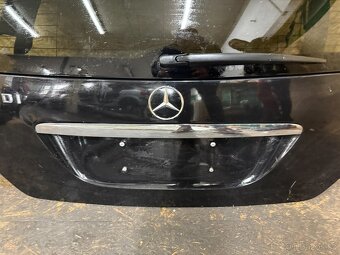 DVEŘE KUFRU MERCEDES R-CLASS W251 - 8