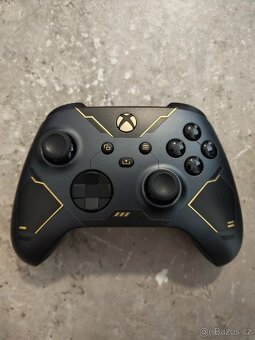 Dobrý den, prodám konzoli Xbox Series X - 8