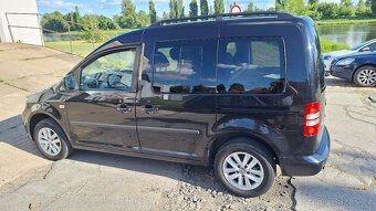 VW Caddy 1,6 TDi - 8