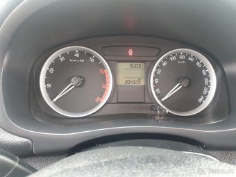Škoda Fabia 1,6 16V 77kw - 8