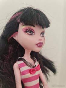 Draculaura skull shores Monster High - 8