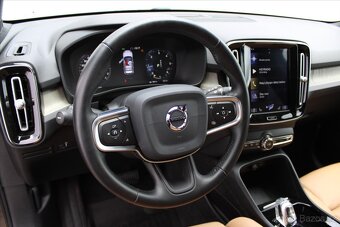 Volvo XC40 D3 INSCRIPTION SERVISNÍ KNIHA (2019) - 8
