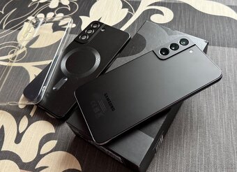 Samsung Galaxy S22+ 5G 8/128gb Dual SIM Phantom Black- pěkný - 8