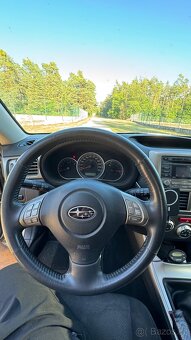 Subaru impreza Hatchback 2009 2.0i - 8