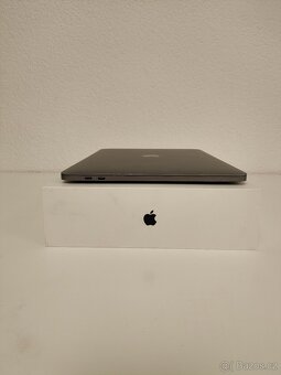 MacBook Pro 2018 A1989 | i5 2.3 GHz | 8 GB RAM | 256 GB SSD - 8