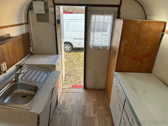 Obytná  maringotka - 8