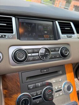 Land Rover Range Sport 3.0 SDV6 Autobiography - 8