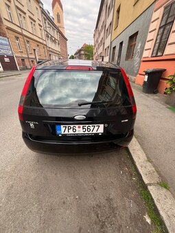 Ford Fiesta 2005 - 8