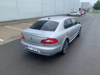 Škoda Superb - 8
