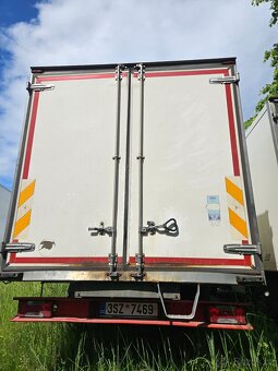 Iveco Daily 3518 chladak - 8