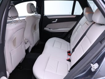 Mercedes-Benz Třídy E 3,0 350CDI 170kW 4Matic AMG (2010) - 8