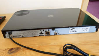 Blu-ray přehrávač SAMSUNG BD-F5500 - velmi dobrý stav - 8