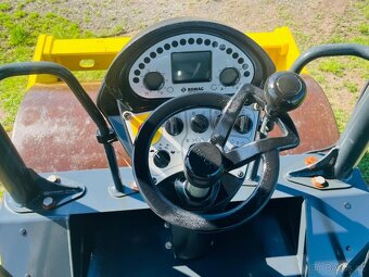 Vibrační válec Bomag BW145DH3 - 8