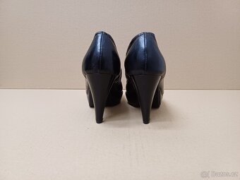 Černé lodičky na platformě vel.36 - 8