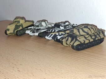 4ks kovové modely tanků 2023 + WoT kódy - 8