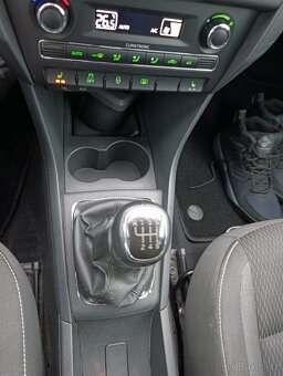 Škoda Rapid 1.2 TSI 77kw Spaceback - 8