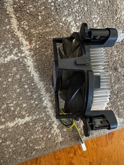 Náhradní komponenty - 8