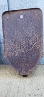 Prodám litinová umyvadla 1500 Kč - 8